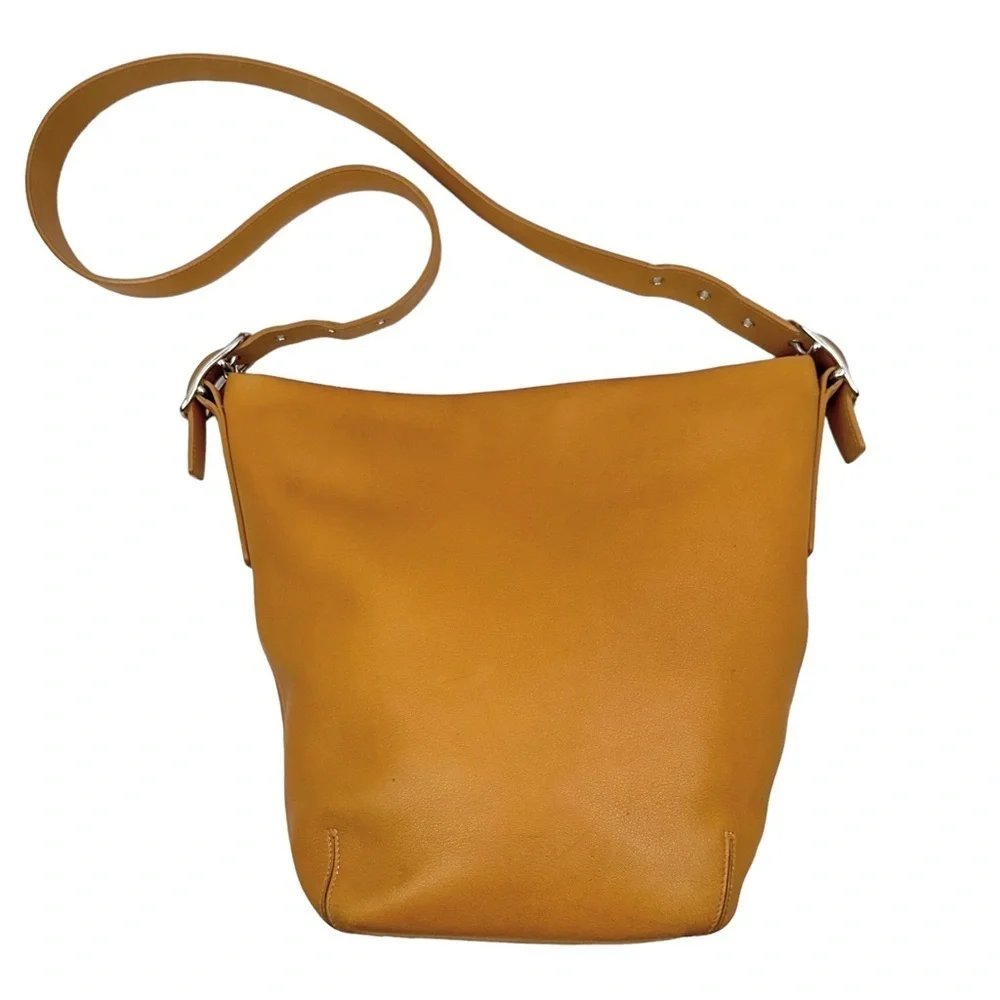 COACH Vintage Slim Duffle Sac in Honey Leather - Picture 12 of 12